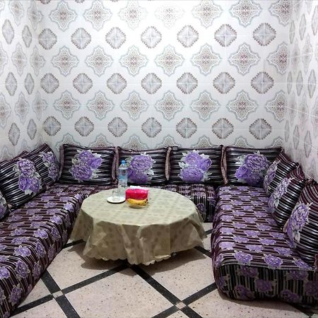 Aziz House 1 Hotel Tantan Kültér fotó